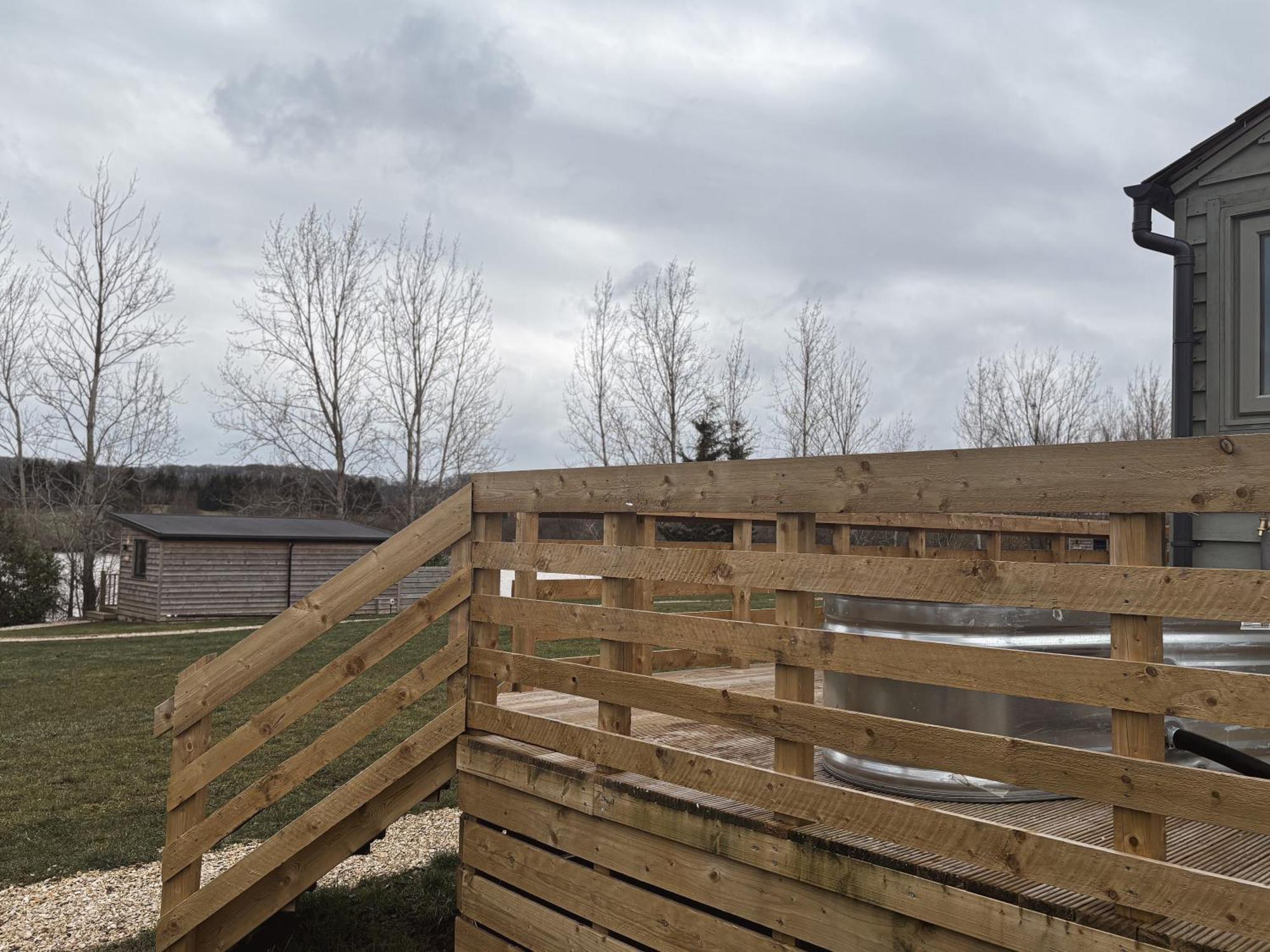 'Swan' Lakeview Lodge Bishampton Dış mekan fotoğraf