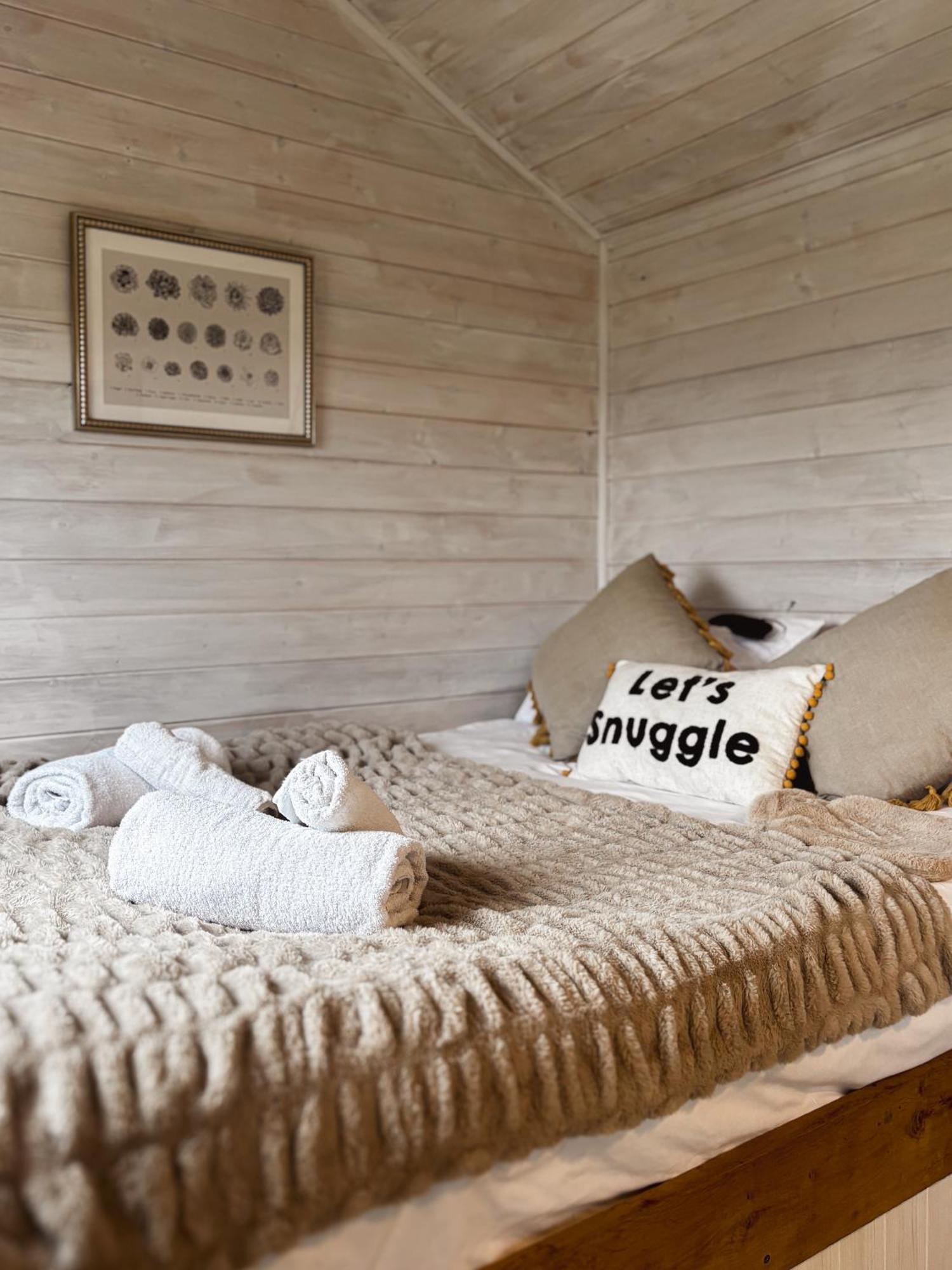 'Swan' Lakeview Lodge Bishampton Dış mekan fotoğraf